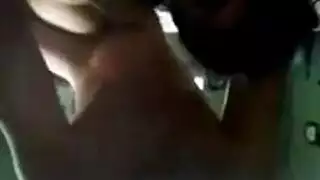 جنس شرجي صريح مع الجائزة ذات المؤخرة الكبيرة: السيد يأخذ غنيمته