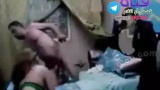 عاهرة عربية تستخدم كلام جنسي فاحش صريح في السرير