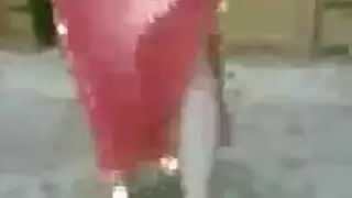 رقص علني يتحول إلى جماع جماعي – جميع الفتحات مملوءة