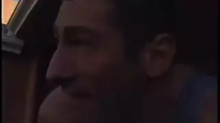 إباحية قطف العنب: أثداء كبيرة وجنس خشن في المزرعة