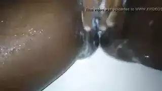 كس كاساندرا المنقوع مصمم للإمساك بقضيب قاسٍ