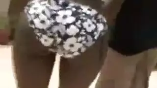 قصص إباحية يمنية ساخنة: قذف داخل المهبل والجنس الفموي العميق