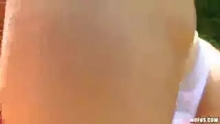جنس خارجي قاسي: شاب تركي ينكح نجمة بورن شقراء في الحديقة