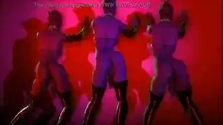 حمام اللسان: بنات يتذوقن بعض