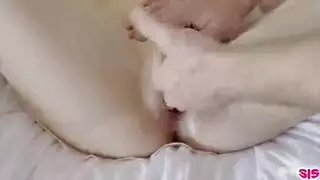 إغراء محرم: جنس أشقاء صريح