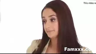 إغراء زوج الأم لا أستطيع مقاومة قضيبه الضخم