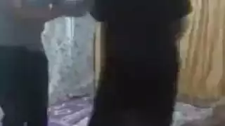 عراقية تتعرض للتمزيق على الكاميرا المباشرة سكس كامل