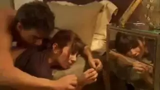 بطن الملابس الداخلية معصوب العينين