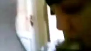 جنس خشن مع عاهرة محجبة تصرخ حول زبه الكبير اللذيذ