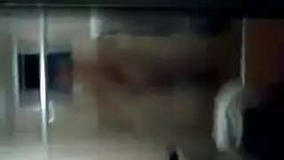 جنس دون واقي مع عاهرة مغربية: إيلاج عنيف في الحلق