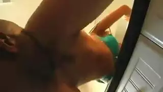 عبادة فرج مبلل: إيلاج اللسان حتى النشوة