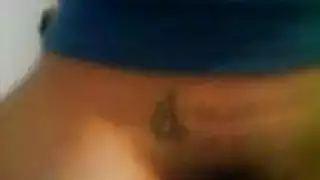 صور إباحية مقربة لصدر كارينا كابور