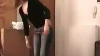 مراهقة يابانية تبتلع السائل المنوي بعد جنس فموي مكثف