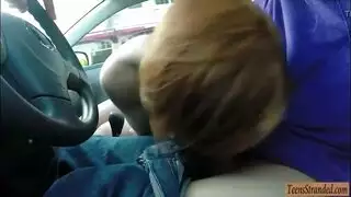 عاهرة مراهقة حمراء تأخذ جنسًا خشنًا وحمولة ساخنة على الوجه