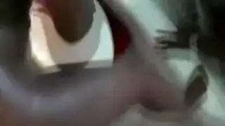 اثنين من الجمال الأبنوس تقبيل الحمار بعضهم البعض قبل أن ينزلوا والقذرة