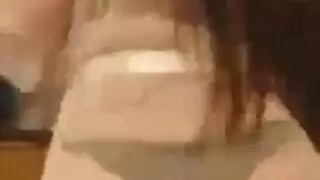 مخترق مصعد الحلمات