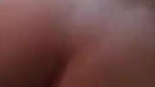 شقراء عاهرة تلعق وتمص قضيب رجلها الصلب