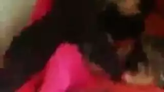 الفتيات في الحمام الجماعي