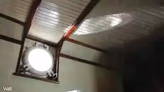 الثدي ضخمة المتعري حقنة شرجية