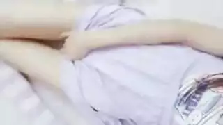 من بريئة إلى لا تشبع: قصة ربة المنزل الآسيوية المراهقة