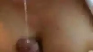 صدر راي الممرضة الضخم مُكشف في شريط جنسي بالمستشفى