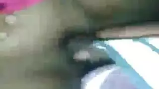 فحص فم ساخن يتحول إلى علاقة جنسية ثلاثية صريحة على كرسي طبيب الأسنان