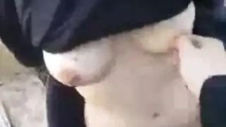 محجبة تناك في السيارة