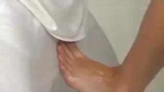 هيمنة فموية قاسية من شخصية سلطوية