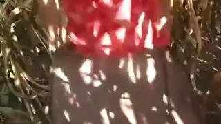 فتاة هندية كبيرة الصدر تخلع ملابسها لإثارة حبيبها