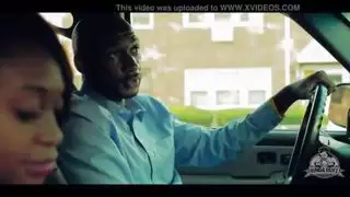 المراهقة السمراء تلاعب فرجها
