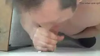 فتحة شرجي مملوءة بفحل أسود كبير