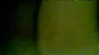 مشهد إباحي عربي: نادية تأخذه بعمق وتئن مثل عاهرة