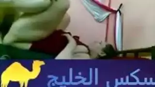 رجل خول هو وازجية مع رجل الثاني مصري