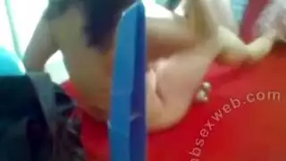 سكس عربي صريح: الجارة تتعرض للضرب من قبل عادل على المرتبة