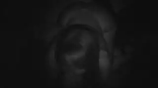 يتقبلهم بي الكاميرا و يدخلوا عليم في الليل و يغتصبوهم جماعي