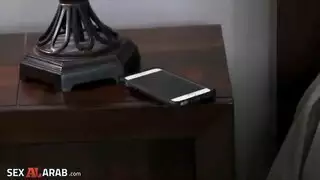 قحبه مصريه تخون زوجها مع جارهم بصوت مسموع