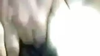 إباحية وضع رعاة البقر العكسي مع عاهرة ترتدي الجوارب