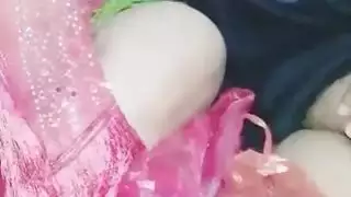 بنت صغيرة قضيب كبير