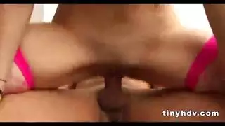 أم عربية في الخمسين تبتلع السائل المنوي في مشهد من وجهة النظر