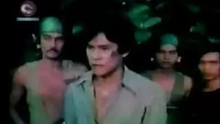 قفل الشفاه على الرقبة وشرج عنيف بقضيب ضخم