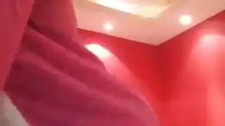 ممثل كريناسكس في جلسة تصوير إباحية وقفة نجم بورنو صريح
